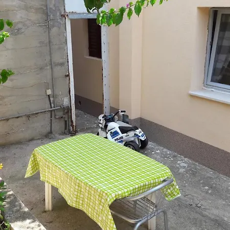 By The Sea - Perna, Peljesac - 13921 Apartment *