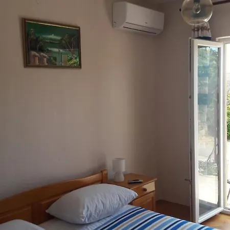 By The Sea - Perna, Peljesac - 13921 Daire Kuciste